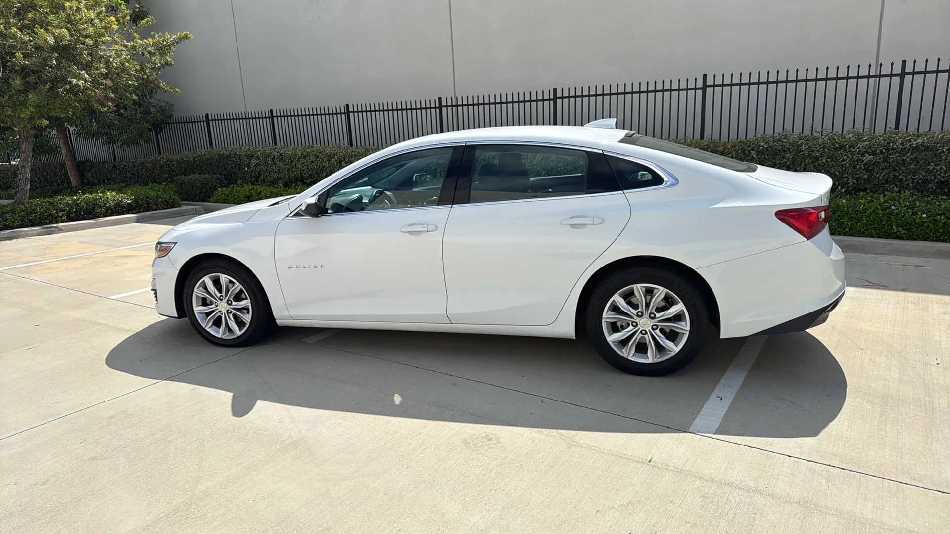2023 Chevrolet Malibu 1LT - Photo 9