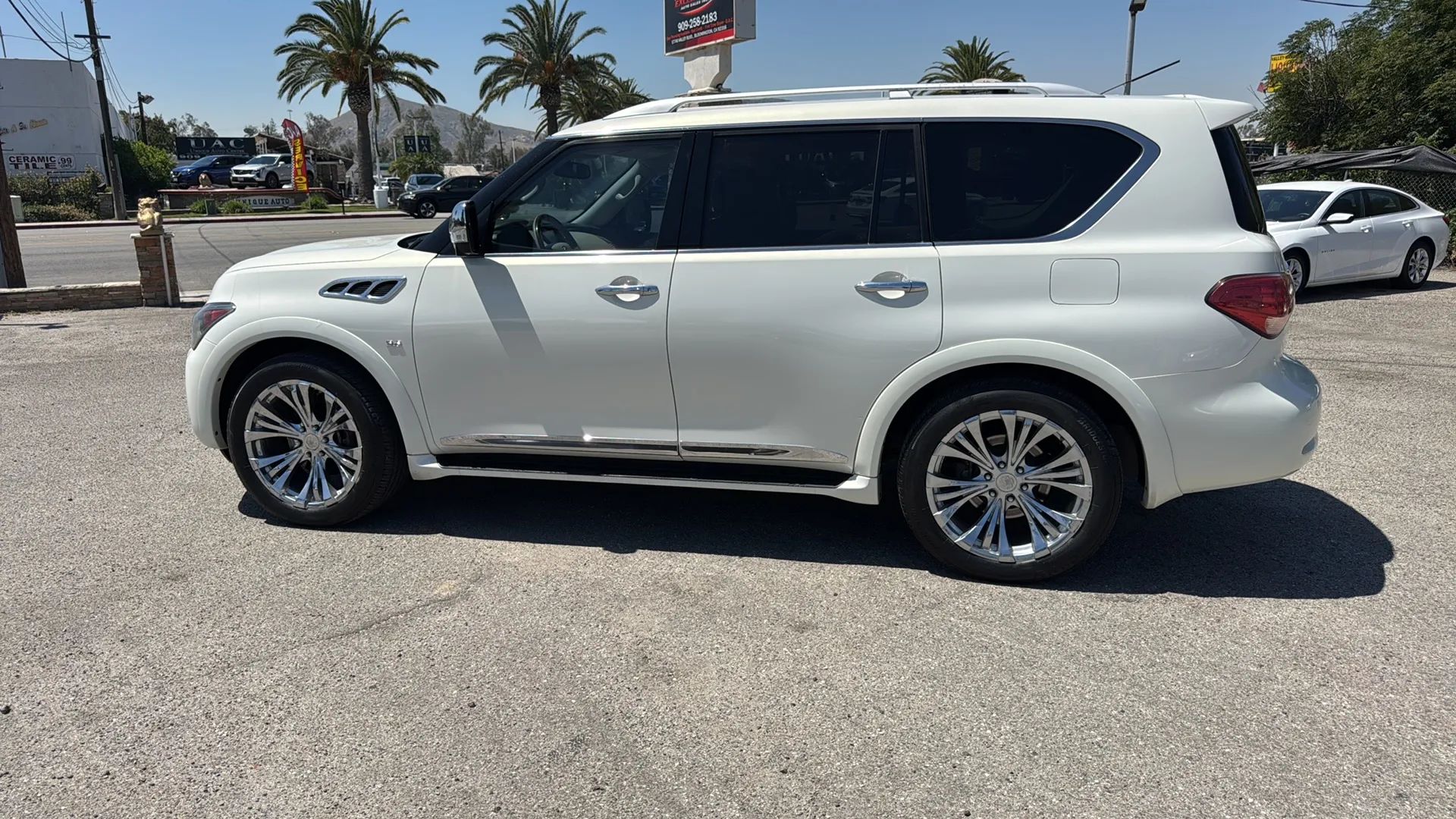 2014 INFINITI QX80 Base - Photo 9