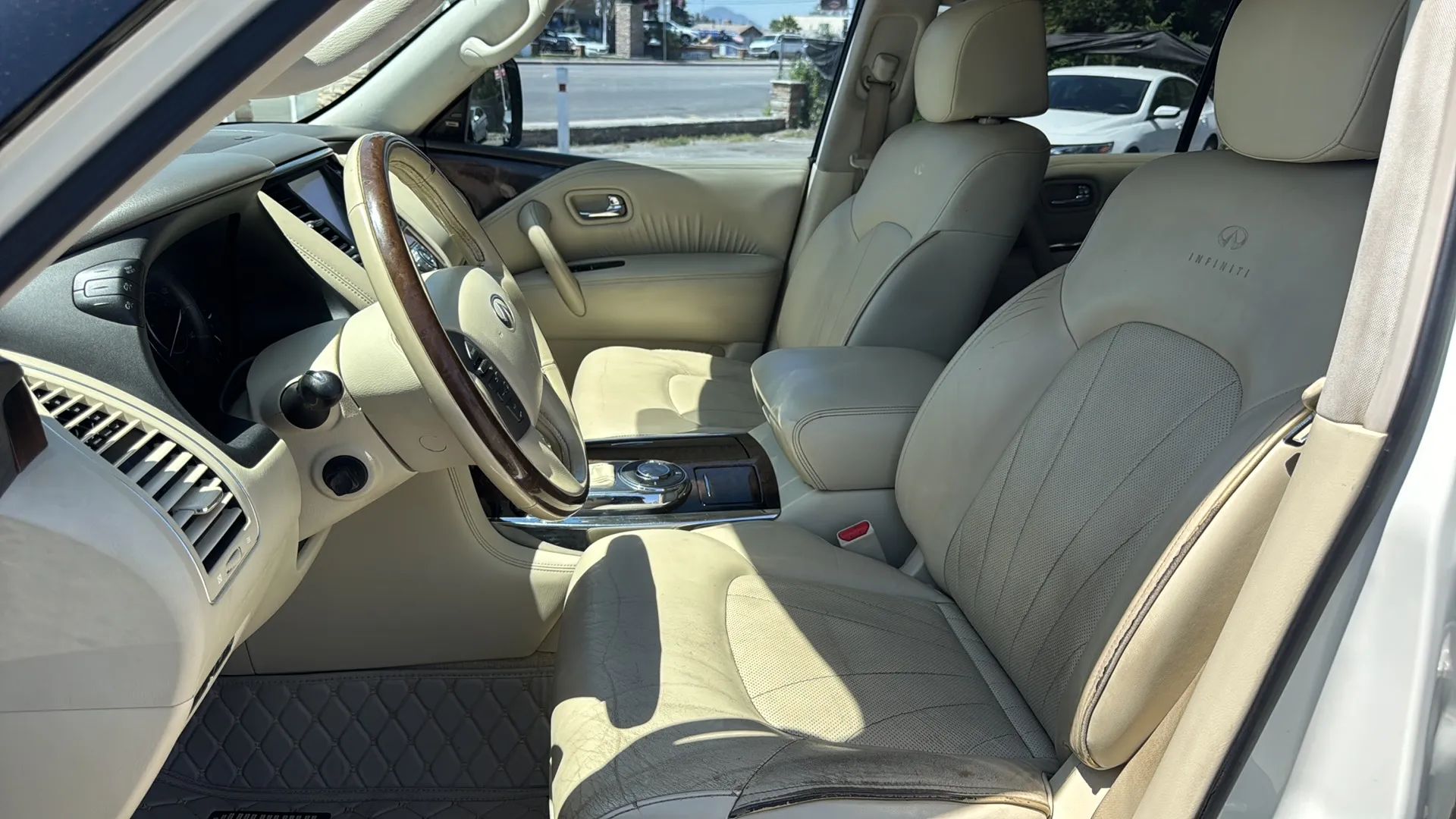 2014 INFINITI QX80 Base - Photo 13